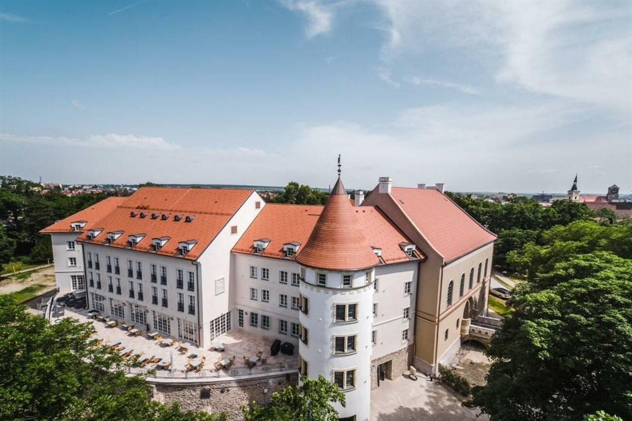 Palace Art Hotel Pezinok Extérieur photo